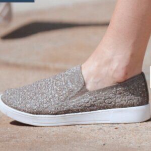 WHITE MOUNTAIN Womens Utopia Sneaker